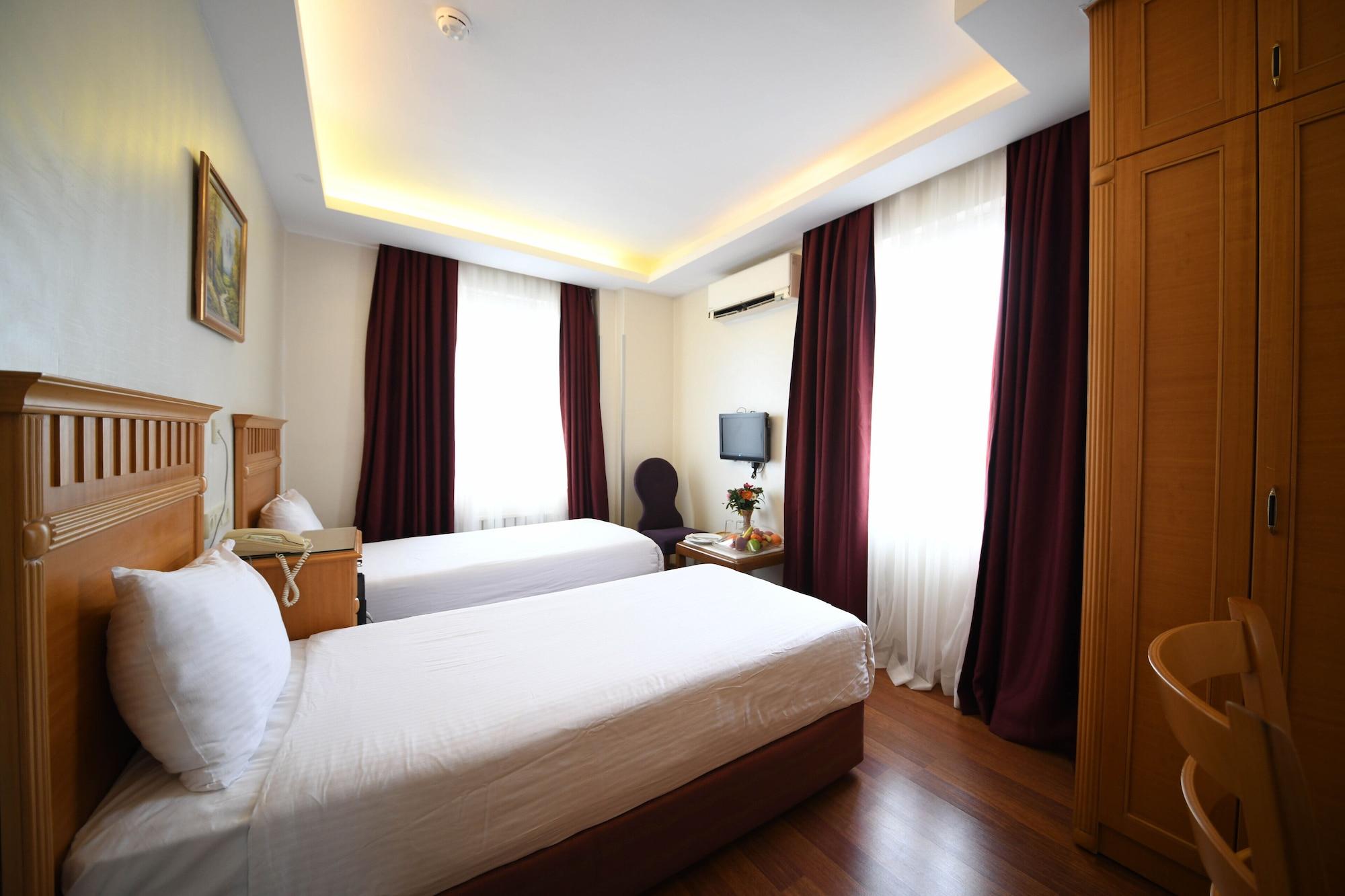 Park Star Hotel Taksim Provincia di Provincia di Istanbul Esterno foto
